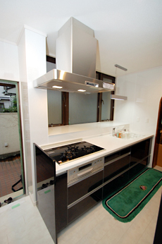 手元灯にはお洒落な吊下げタイプの照明です。