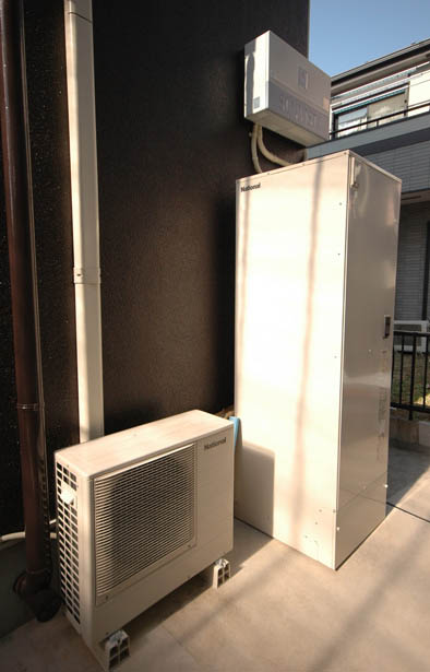 給湯システムもエコキュートに交換しました