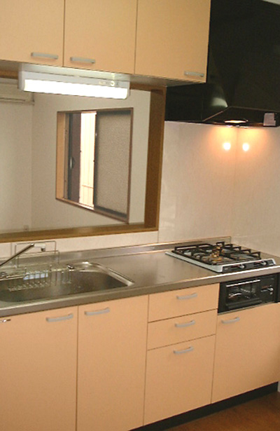 収納もたっぷりのキッチンを新設しました。