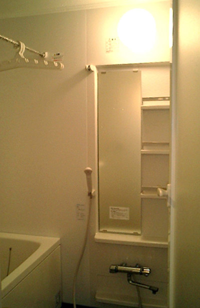 使用感のあった浴室は、設備の入れ替えれリフレッシュ。