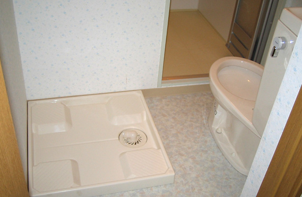 洗面スペースはトイレと同じ空間に配置しました。