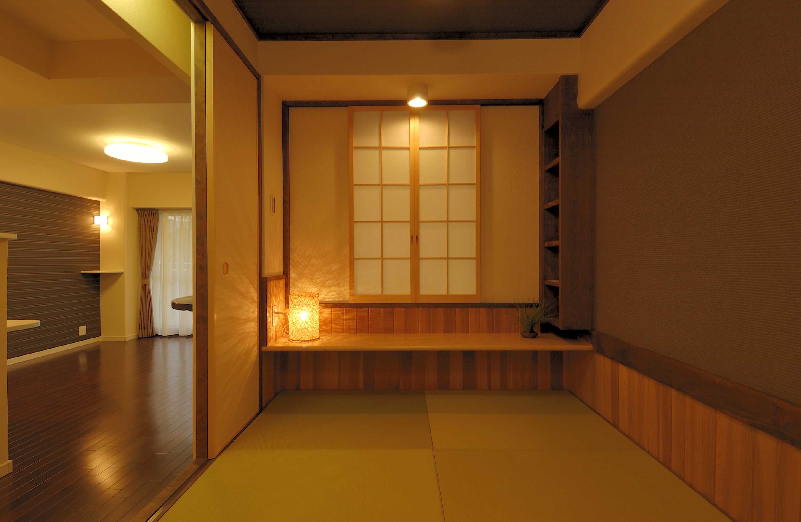 大きすぎない３畳の和室は、お酒を片手に夜の語らいにもってこいです。