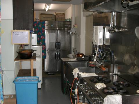 厨房施設を新たに設置