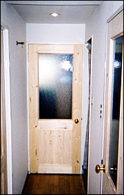 パイン材の室内ドア