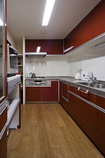 Ｉ型からＬ型に変更して調理スペースも広くなりました。