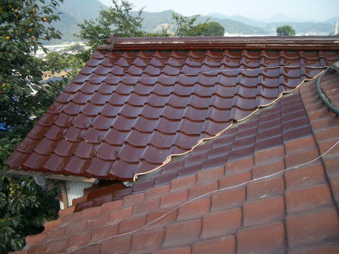 雨漏り対策のための屋根修理