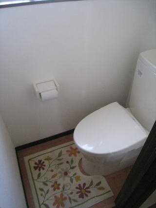 きれいになったトイレ。「ピュアレスト」使用