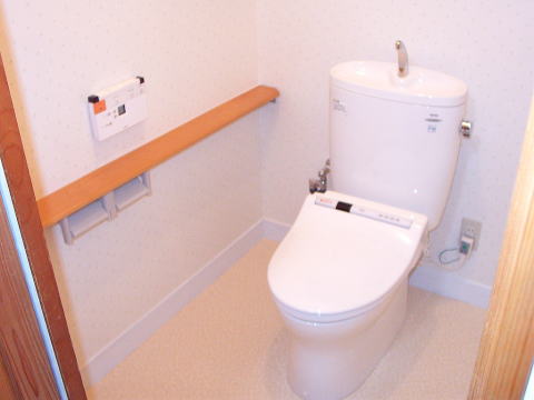 スペースを広く使えるトイレ