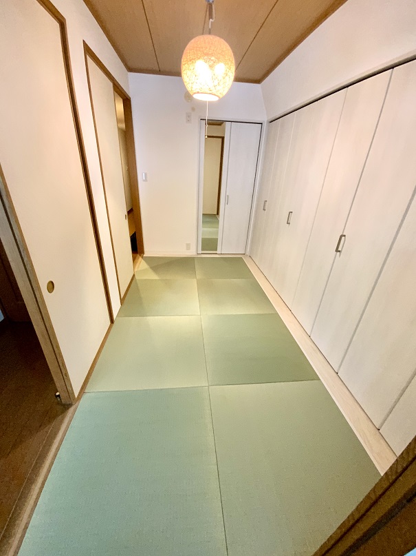 マンションの和室にL型クローゼット
