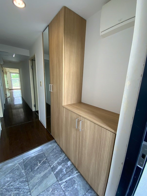 収納力抜群のマンションの玄関収納工事 工事後