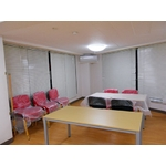 明るく広い空間に