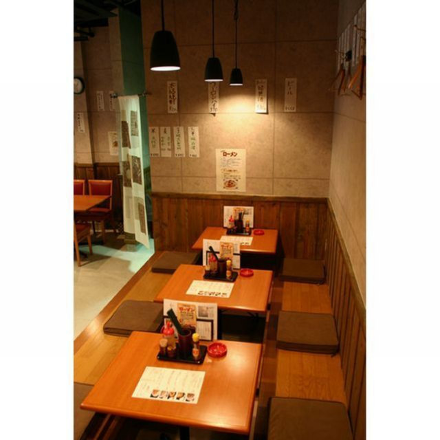 昭和初期のテイストでまとめた飲食店