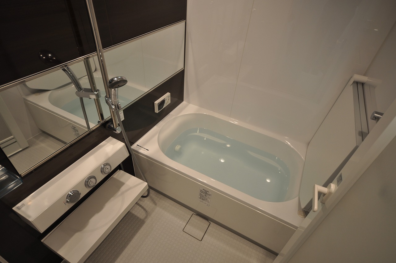ホテルのようなゴージャスな浴室