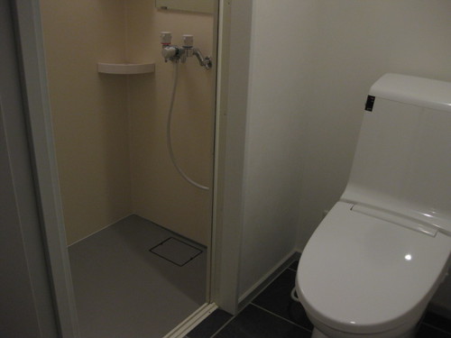 3点ユニットをシャワーユニットと独立したトイレにしました！