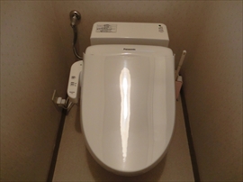 1、2階トイレ交換リフォーム工事