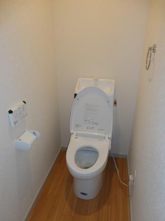 トイレ取替工事