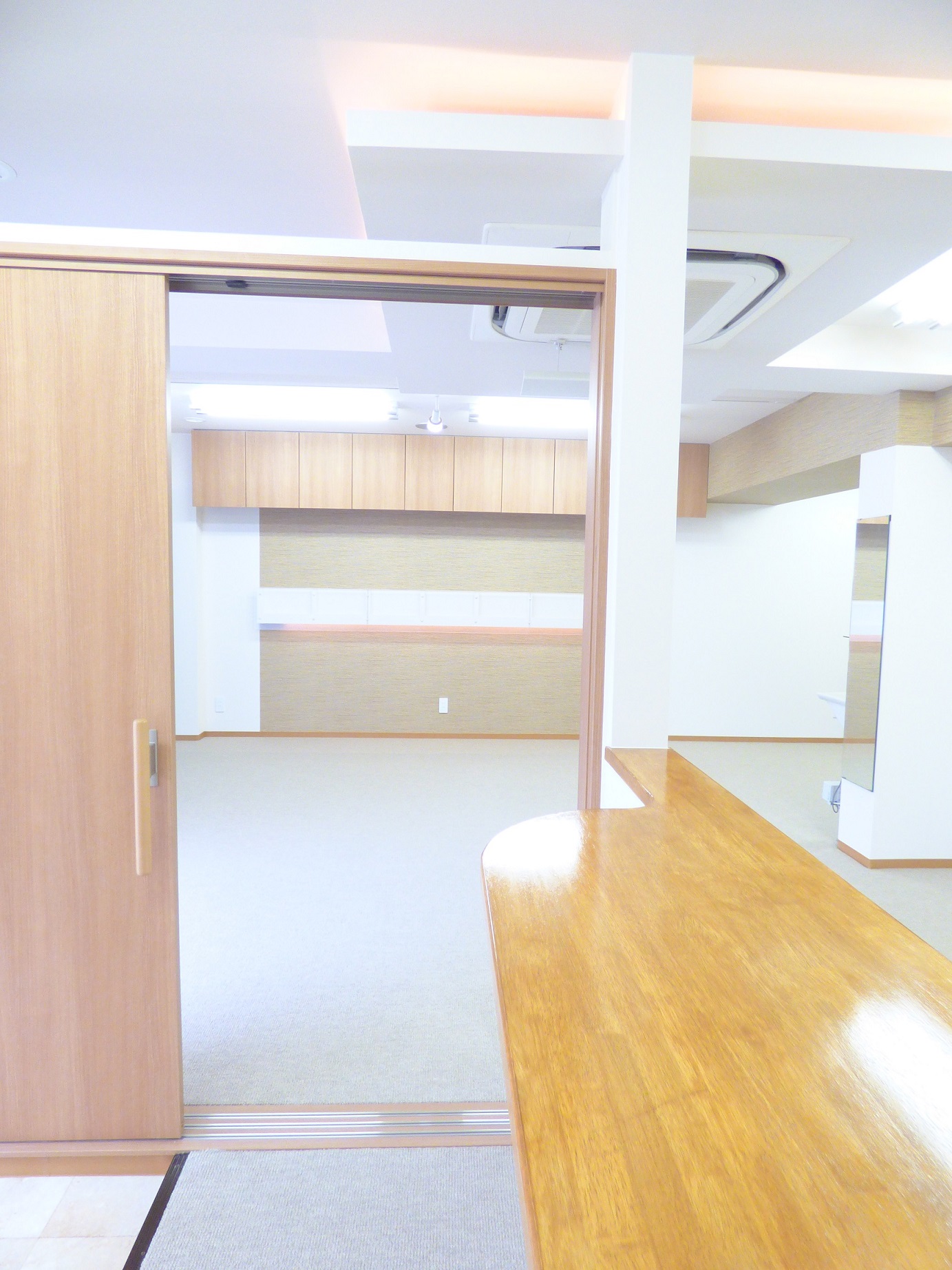 フロントから見た診察室