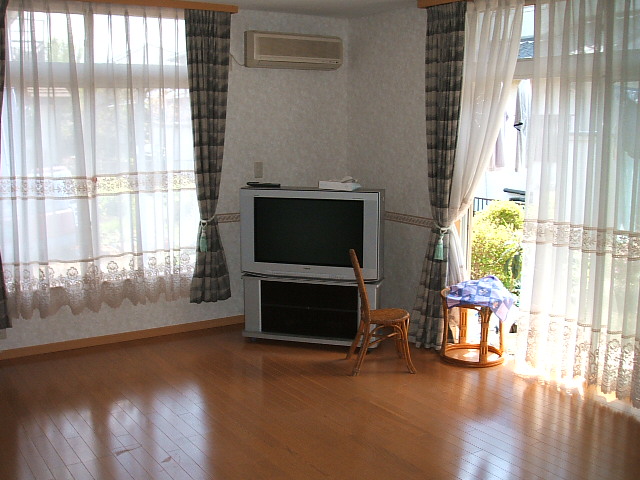 カウンターでお酒を飲めるようにのご希望にお応えしました。