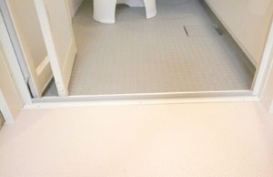 段差を解消しました。