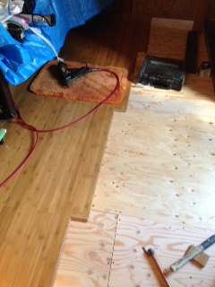 結構 材料も 硬くて、傷がつきにくいです