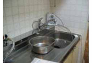 腰痛対策にも！　キッチンの高さを変更