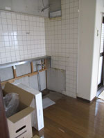 老朽化の目立つ浴室