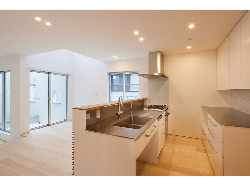 【代々木の家】