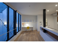 【地下+2階　目黒のハコノオウチ13】