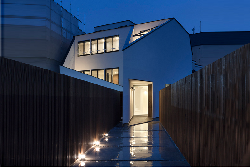 【地下+2階　目黒のハコノオウチ13】