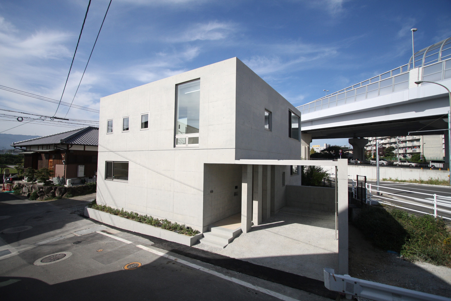 /reform-mitsumori/2層の中庭をもつRCの家