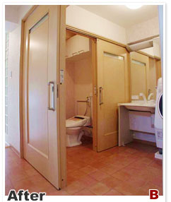 廊下から洗面・トイレの床には、車椅子でも通りやすい重歩行用シートで段差解消。