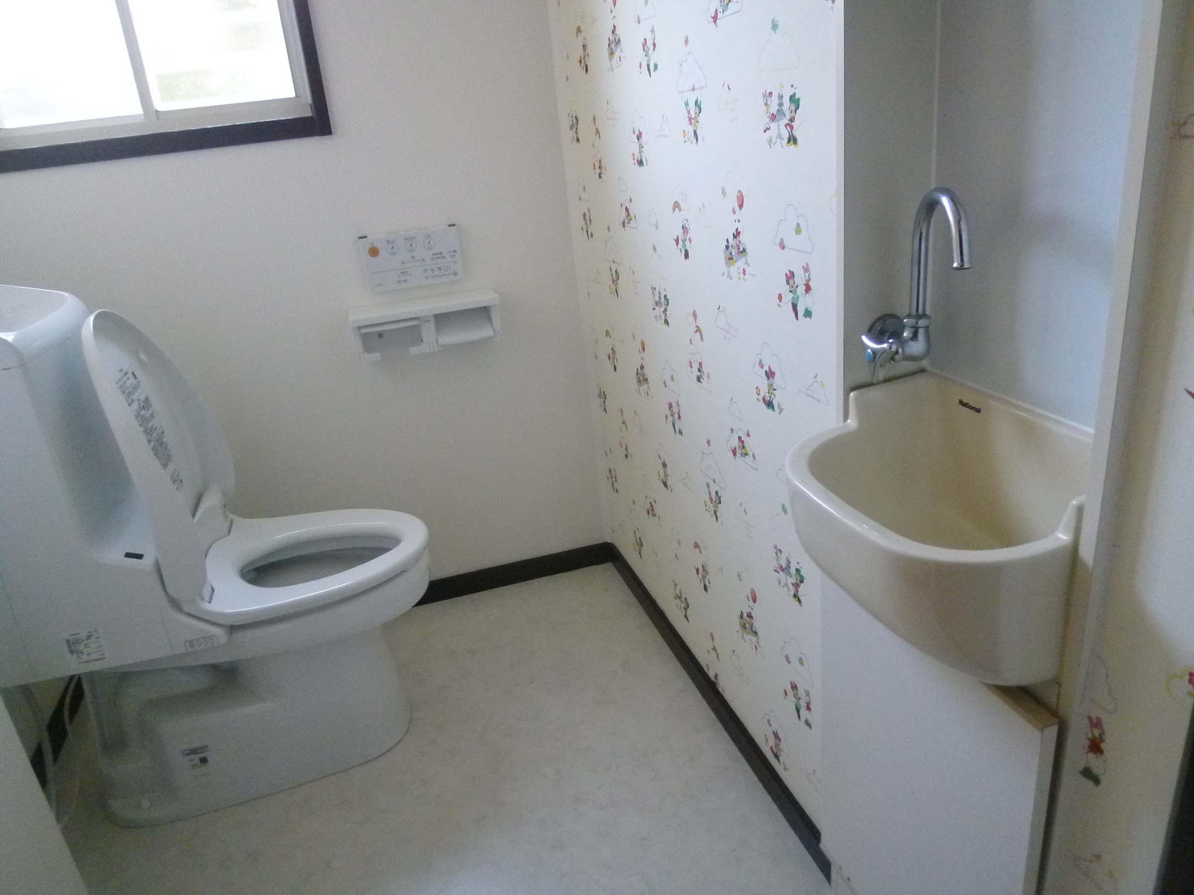 かわいい壁紙トイレ