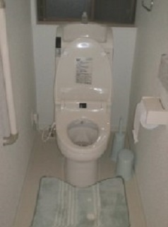 使いやすいトイレ設備。