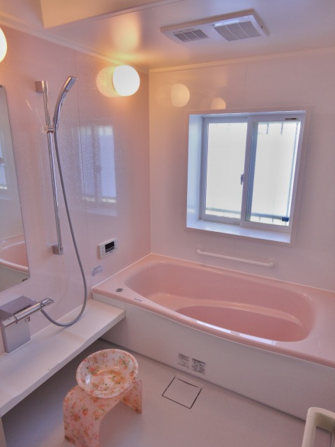 桜色のバスルーム